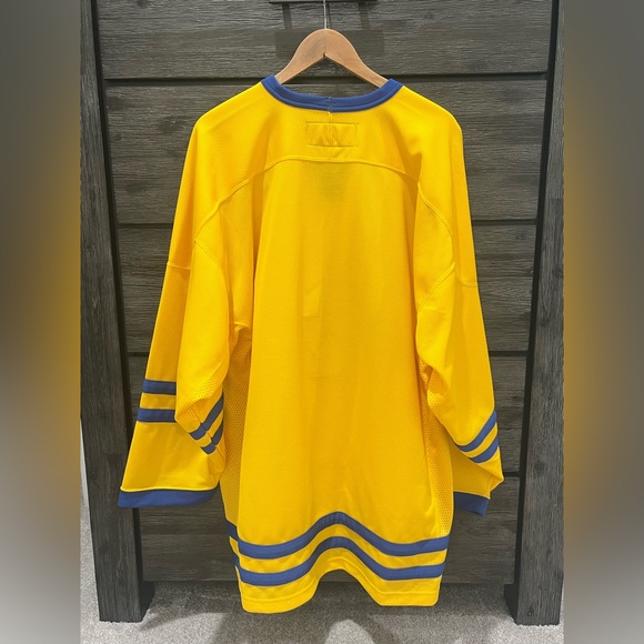 ‼️ Vintage Deadstock Nike Sweden National Hockey Team Jersey 🇸🇪🏒 - Size 2XL - Picture 3 of 9